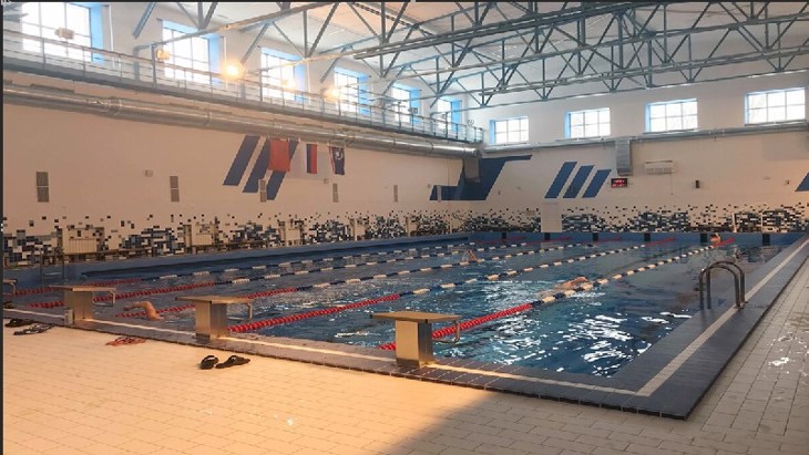 Чаша бассейна Вымпел с 6-ю дорожками для плавания.